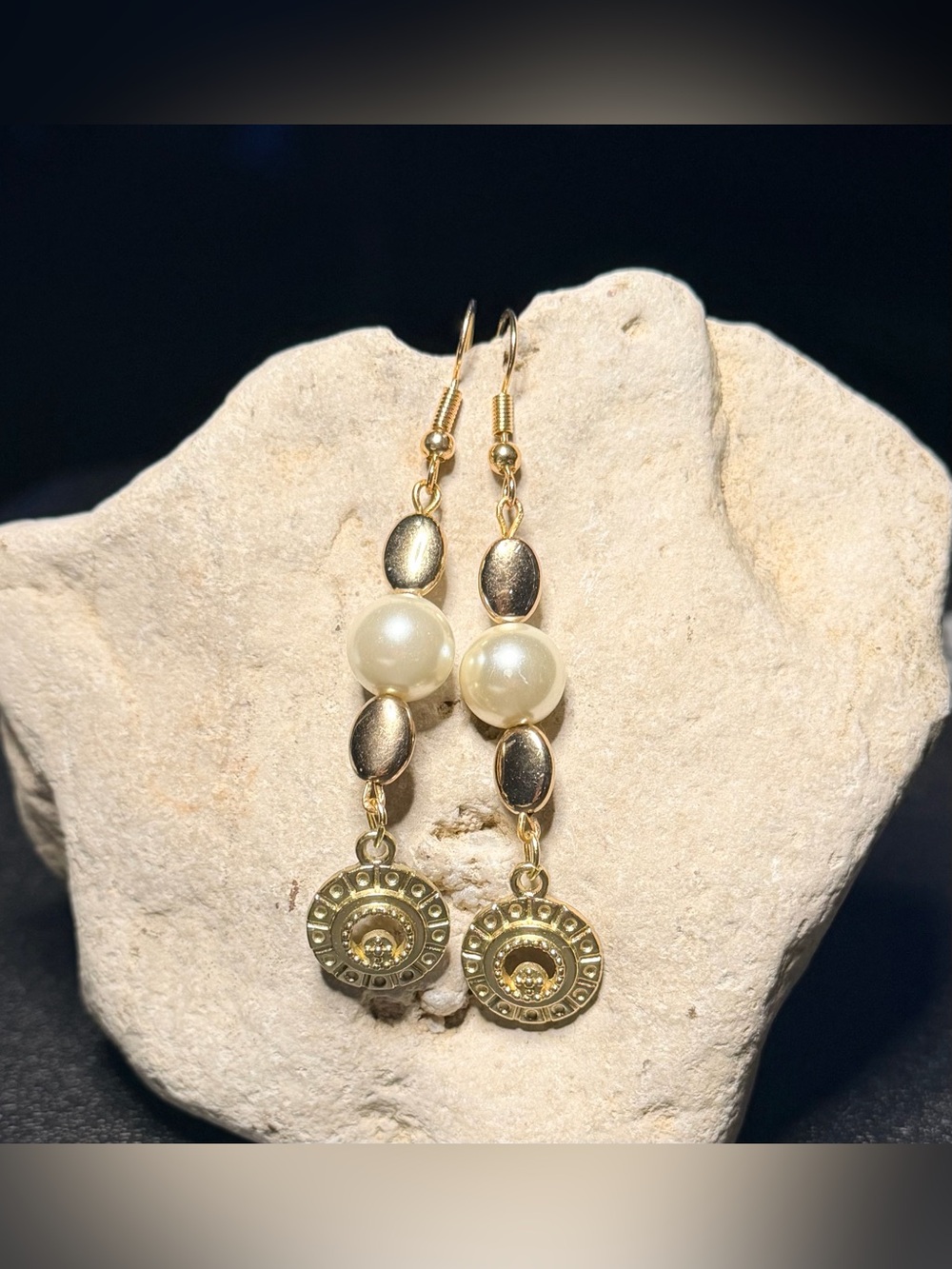 ✨Handcrafted✨Gold-Tone Pearl Dangling Earrings with Decorative Medallion